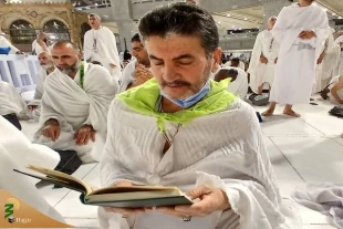 صیقل روح با قرآن در پشت مقام حضرت ابراهیم(ع) + عکس 2