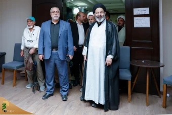 دیدار صمیمی سرپرست حجاج ایرانی با زائران کشورمان درمدینه منوره _ 5 6
