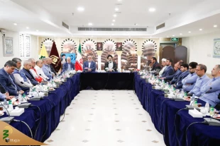 تأكيد رئيس بعثة الحجاج الإيرانيين علي ضرورة البصيرة و التخطيط في العمل في اللقاء مع القائمن بالاعمال في مقر المدينة المنورة 2