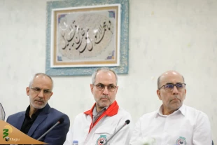 تأكيد رئيس بعثة الحجاج الإيرانيين علي ضرورة البصيرة و التخطيط في العمل في اللقاء مع القائمن بالاعمال في مقر المدينة المنورة 3