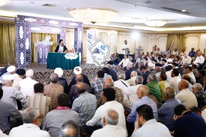 Organizing Komeil Prayer Ceremony in Mecca With Large Presence of Iranian Pilgrims