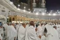 ممنوعیت طواف آقایان در جوار کعبه بدون لباس احرام 2