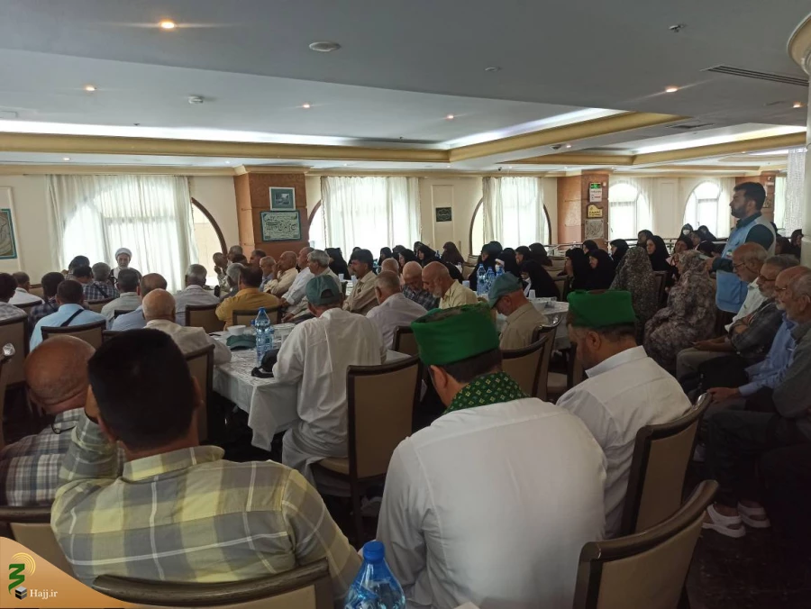 از چشم دوربین - 11

محفل معرفت + گزارش تصویری 2