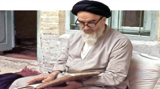 وصیتی از امام خمینی به حجاج درباره اُنس با قرآن