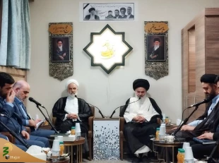 آیت‌الله حسینی بوشهری با کارگزارن حج و زیارت در مدینه منوره دیدار کرد 2