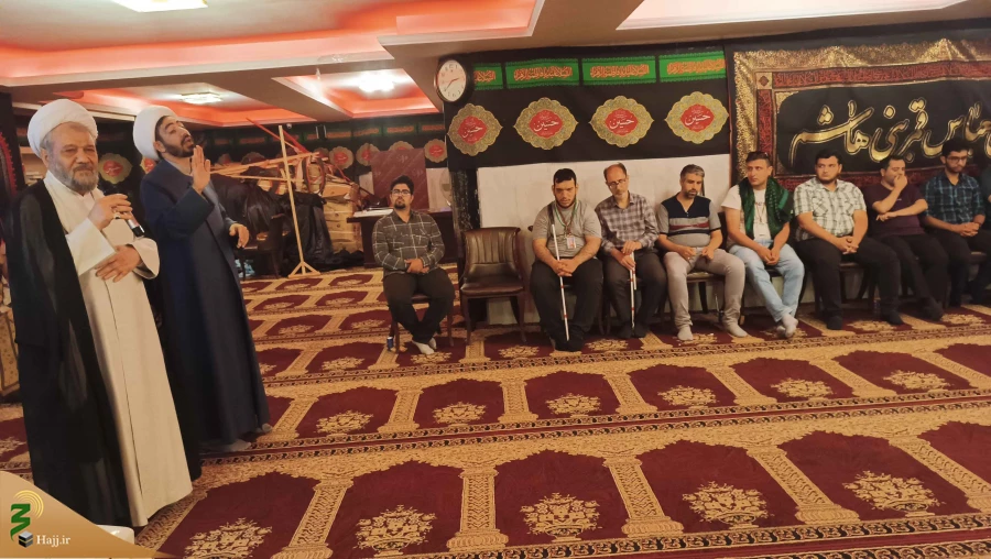دیدار صمیمانه مسؤل دفتر نمایندگی بعثه در عراق با نخبگان دانشگاهی دارای معلولیت جسمی