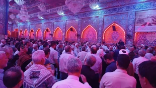 عزاداری زائران ایرانی در مراسم دعای ندبه خیمه گاه در شهادت حضرت جوادالائمه (ع)