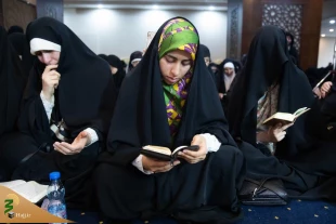 Hum of the third Nudba prayer in Mecca 6