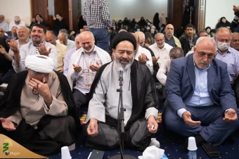 دعای کمیل زائران ایرانی در مکه مکرمه 21