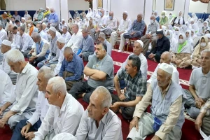در محفل انس ویژه اهل سنت تأکید شد؛
فلسفه روزه‌داری رمضان و فریضه معنوی حج تقوا است+فیلم