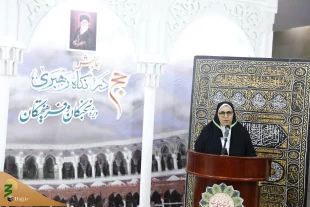 حجت‌الاسلام والمسلمین نواب مطرح کرد:

جایگاه و محوریت کعبه در طرح جامع زیست مومنانه حضرت ابرهیم(ع) 11