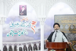 اشار حجة الإسلام نواب الي مكانة الكعبة و مركزيتها في الخطة الشاملة للحياة الإيمانية لحضرة إبراهيم (ع)