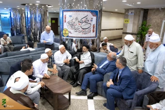 دیدار صمیمی سرپرست حجاج ایرانی با زائران کشورمان در مکه مکرمه _ 1 10