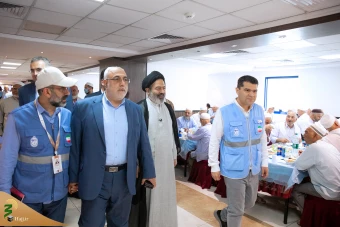 دیدار صمیمی سرپرست حجاج ایرانی با زائران کشورمان در مکه مکرمه _ 1 12