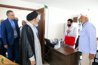 دیدار صمیمی سرپرست حجاج ایرانی با زائران کشورمان در مکه مکرمه _ 1 8