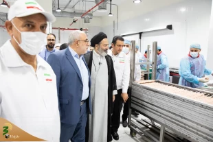 Head of the Iranian pilgrims visits central kitchen of Mecca 4