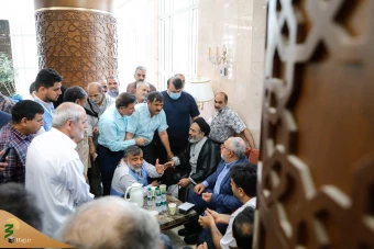 دیدار صمیمی سرپرست حجاج ایرانی با زائران کشورمان در مکه مکرمه _ 2 4