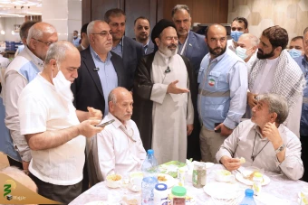 دیدار صمیمی سرپرست حجاج ایرانی با زائران کشورمان در مکه مکرمه _ 2 9