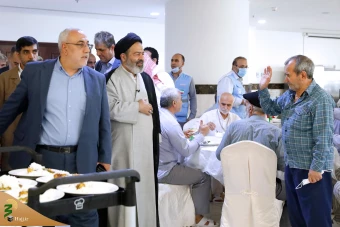 دیدار صمیمی سرپرست حجاج ایرانی با زائران کشورمان در مکه مکرمه _ 2 17