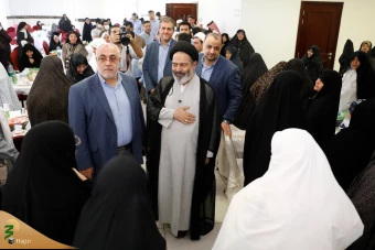 دیدار صمیمی سرپرست حجاج ایرانی با زائران کشورمان در مکه مکرمه _ 2 23