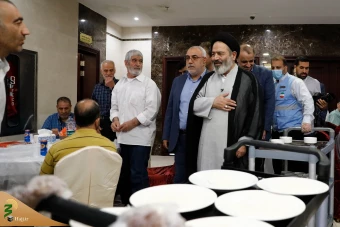 دیدار صمیمی سرپرست حجاج ایرانی با زائران کشورمان در مکه مکرمه _ 2 21