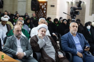 سرپرست حجاج ایرانی؛

وصیت‌نامه شهدا منشور مومنانه زیستن است
 4