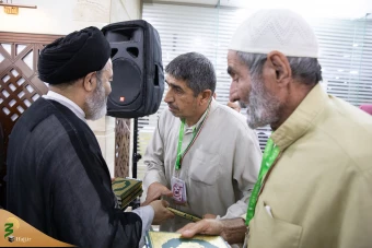 مراسم تجلیل از خانواده معظم شهدا  25