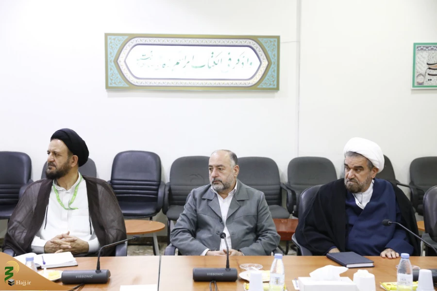 در آخرین نشست مسئولان حج قبل از ایام تشریق تاکید شد؛

در جلسه با وزیر حج عربستان تمام موضوعات منتقل شده است 7