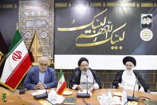 في الاجتماع الأخير لمسوولي شوون الحج قبل أيام التشريق تم التأكيد على بحث كافة القضايا في اللقاء مع وزير الحج السعودي 5