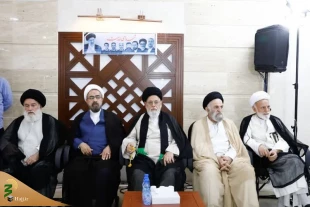 رئیس بعثة الحجاج الإیرانیین فی اللقاء بممثلی مراجع التقلید فی مکة: بعض تصرفات السعودیة فی مواسم الحج الماضیة لم یسبق لها مثیل 8