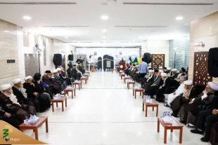 رئیس بعثة الحجاج الإیرانیین فی اللقاء بممثلی مراجع التقلید فی مکة: بعض تصرفات السعودیة فی مواسم الحج الماضیة لم یسبق لها مثیل 2