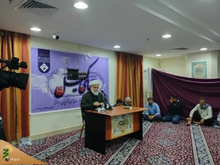 اقامة مراسم الرابع لقراءة دعاء الکمیل فی مکة المکرمة 11