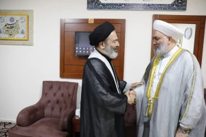 در دیدار شیخ خالد ملا با حجت الاسلام و المسلمین نواب در مکه مطرح شد:

حج نماد وحدت و تمدن سازی اسلامی است