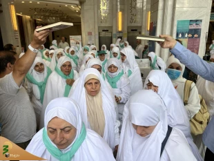 مسئول حمل و نقل و تردد بین شهری درمکه:

عملیات انتقال زائران اهل تشیع به عرفات آغاز شده است 2