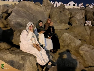 شب زیبای جبل الرحمه در صحرای عرفات 17