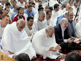 زمزمه‌های دعای عرفه در صحرای عرفات طنین انداز شد 4