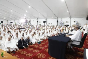 حجة الاسلام نواب؛ مهبط الوحي، باعتبارها محل تجلي الإسلام، تستحق أن تقيم مراسم البراءة 8