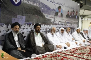 با حضور حجت‌الاسلام والمسلمین نواب؛

مراسم شب عید قربان در منا برگزار شد 3