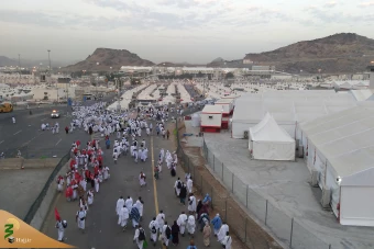 عزیمت زائران بیت‌الله‌الحرام به سرزمین منا
 7