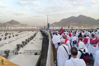 عزیمت زائران بیت‌الله‌الحرام به سرزمین منا
 5