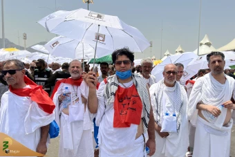 مناسک حج تمتع  زائران بیت‌الله‌الحرام در روز عید قربان 23