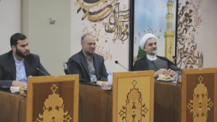 به میزبانی بعثه مقام معظم رهبری در تهران 

نشست مشترک ستاد فرهنگی اربعین در ایران و عراق برگزار شد  9