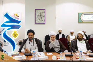 حجت‌الاسلام والمسلمین نواب تأکید کرد؛

برنامه‌های فرهنگی برای زائران شیعه و سنی یکنواخت برگزار می شود 9