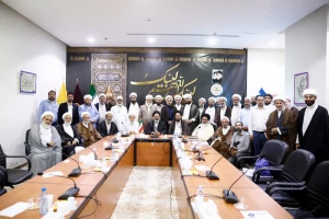 تأكيد حجة الإسلام نواب علي اقامة البرامج الثقافية لكل من الحجاج الشيعة و السنة بشكل موحد