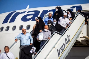 نخستین پروازهای حامل حجاج در کشور به زمین نشست