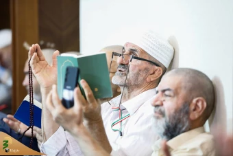 دعای کمیل زائران بیت‌الله‌الحرام در مکه مکرمه 4