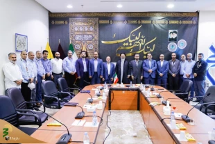 حجت الاسلام والمسلمین نواب ؛

معاونت توسعه پیشران سایرمعاونت هاست+ عکس 3