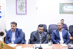 حجت الاسلام والمسلمین نواب ؛

معاونت توسعه پیشران سایرمعاونت هاست+ عکس 4