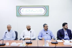 حجت الاسلام والمسلمین نواب ؛

معاونت توسعه پیشران سایرمعاونت هاست+ عکس 7