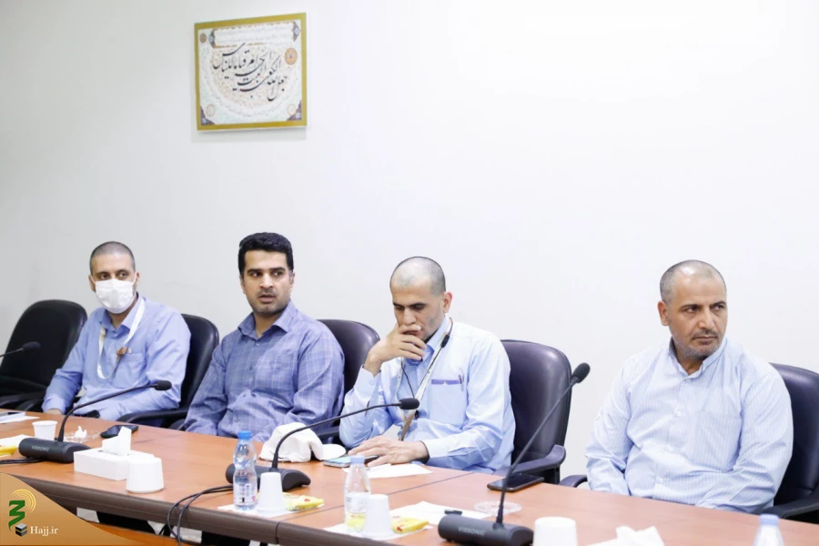 حجت الاسلام والمسلمین نواب ؛

معاونت توسعه پیشران سایرمعاونت هاست+ عکس 9